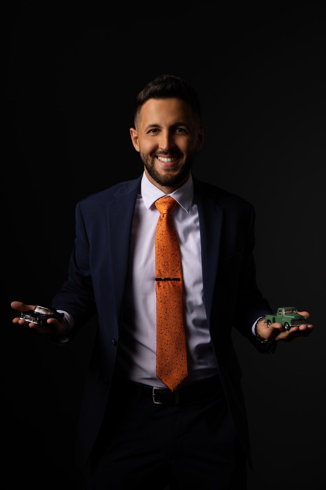 Alejandro Gutiérrez, Auto Consultant
